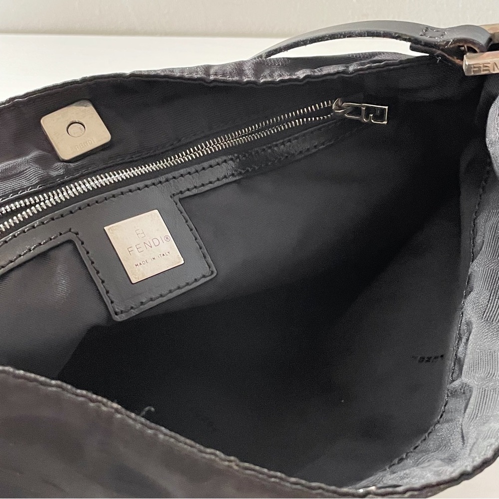 Fendi black monogram canvas large FF logo hobo shoulder bag - Picture 5 of 9